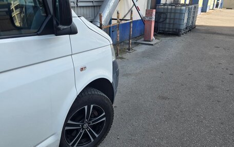 Volkswagen Transporter T5 рестайлинг, 2008 год, 1 000 000 рублей, 8 фотография