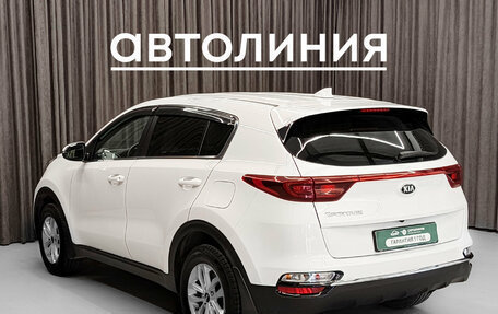 KIA Sportage IV рестайлинг, 2019 год, 1 699 000 рублей, 5 фотография