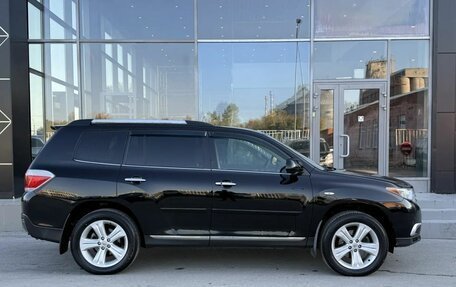 Toyota Highlander III, 2011 год, 1 950 000 рублей, 4 фотография