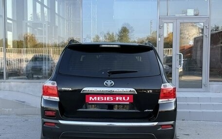 Toyota Highlander III, 2011 год, 1 950 000 рублей, 6 фотография