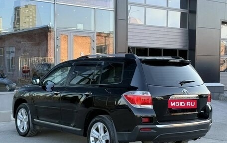 Toyota Highlander III, 2011 год, 1 950 000 рублей, 7 фотография