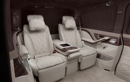 Mercedes-Benz V-Класс, 2025 год, 32 800 000 рублей, 2 фотография