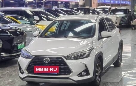 Toyota Yaris XP150 рестайлинг, 2022 год, 1 285 000 рублей, 2 фотография