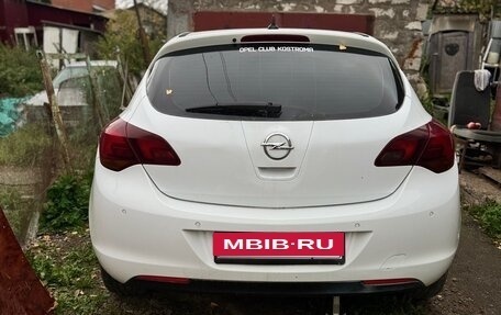 Opel Astra J, 2010 год, 400 000 рублей, 4 фотография
