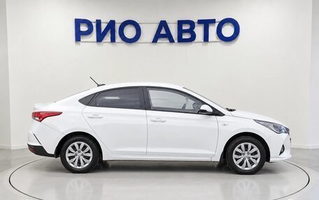 Hyundai Solaris II рестайлинг, 2021 год, 1 399 999 рублей, 6 фотография