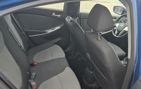 Hyundai Solaris II рестайлинг, 2011 год, 610 000 рублей, 11 фотография