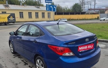 Hyundai Solaris II рестайлинг, 2011 год, 610 000 рублей, 15 фотография