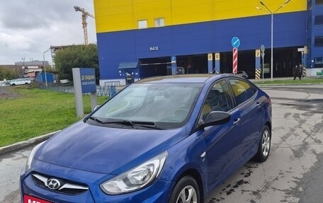 Hyundai Solaris II рестайлинг, 2011 год, 610 000 рублей, 14 фотография