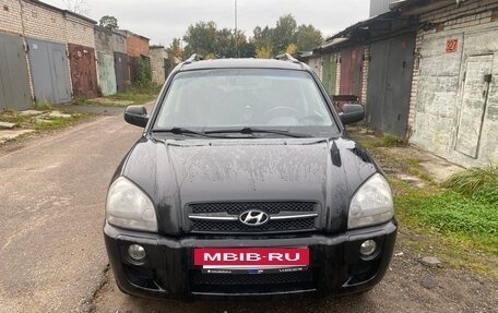 Hyundai Tucson III, 2008 год, 750 000 рублей, 2 фотография