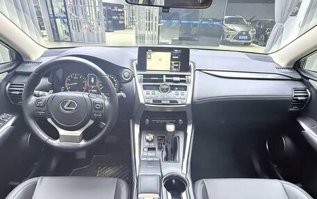 Lexus NX I, 2021 год, 3 290 000 рублей, 9 фотография