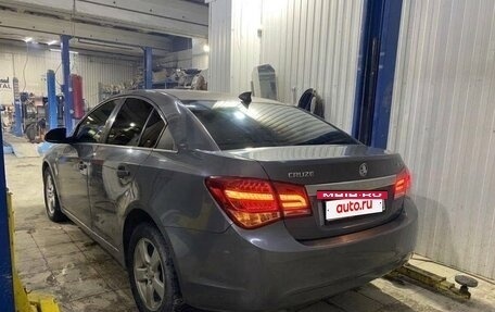 Chevrolet Cruze II, 2009 год, 600 000 рублей, 4 фотография