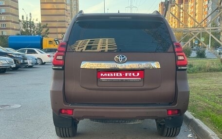 Toyota Land Cruiser Prado 150 рестайлинг 2, 2017 год, 4 450 000 рублей, 4 фотография