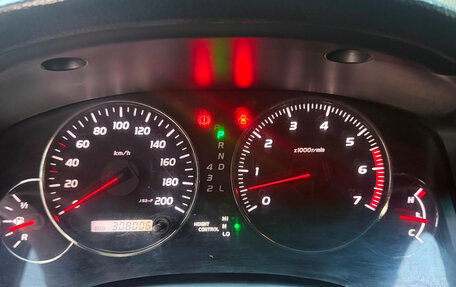 Toyota Land Cruiser Prado 120 рестайлинг, 2008 год, 2 950 000 рублей, 12 фотография