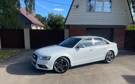 Audi A4, 2015 год, 1 430 000 рублей, 7 фотография