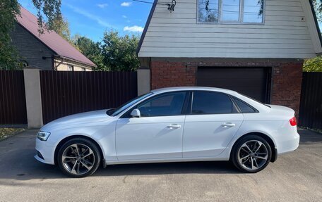 Audi A4, 2015 год, 1 430 000 рублей, 6 фотография