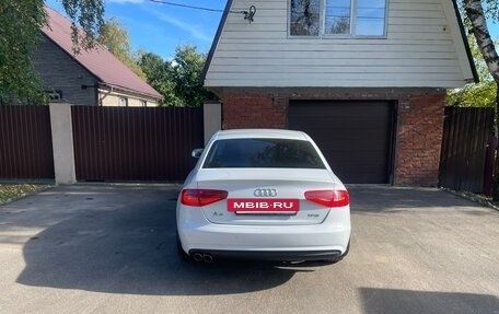 Audi A4, 2015 год, 1 430 000 рублей, 4 фотография