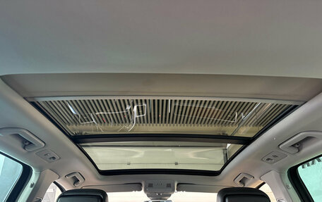 Volkswagen Touareg III, 2011 год, 2 440 000 рублей, 18 фотография