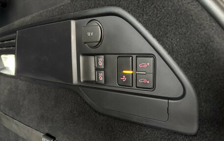Volkswagen Touareg III, 2011 год, 2 440 000 рублей, 19 фотография