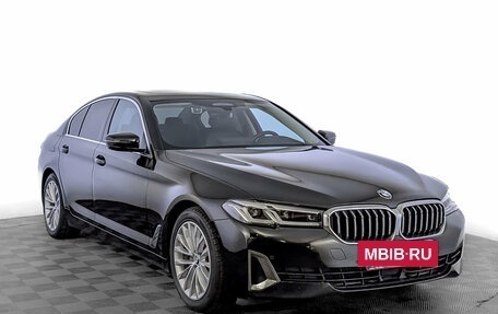 BMW 5 серия, 2021 год, 3 930 000 рублей, 3 фотография