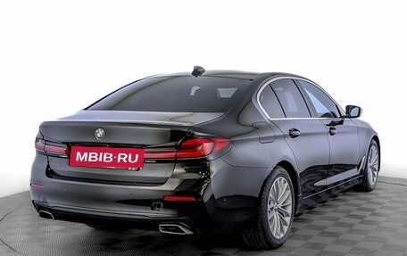 BMW 5 серия, 2021 год, 3 930 000 рублей, 5 фотография