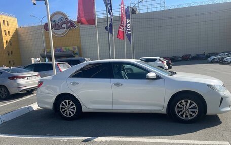 Toyota Camry, 2015 год, 2 200 000 рублей, 3 фотография