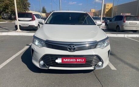 Toyota Camry, 2015 год, 2 200 000 рублей, 2 фотография