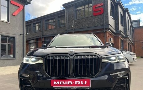 BMW X7, 2021 год, 7 300 000 рублей, 3 фотография