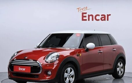 MINI Hatch, 2015 год, 980 002 рублей, 1 фотография
