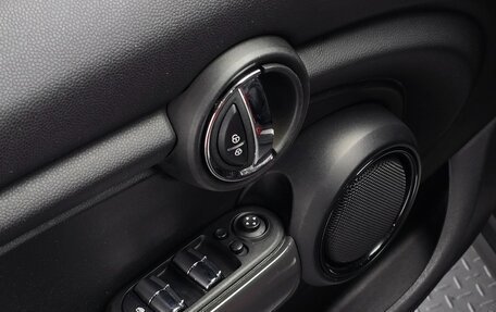MINI Hatch, 2015 год, 980 002 рублей, 18 фотография