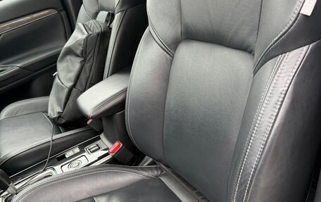 Mitsubishi Outlander III рестайлинг 3, 2020 год, 2 500 000 рублей, 5 фотография