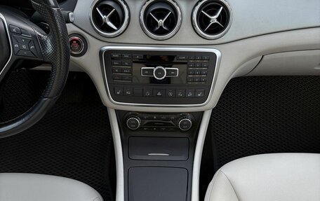 Mercedes-Benz GLA, 2014 год, 1 950 000 рублей, 11 фотография