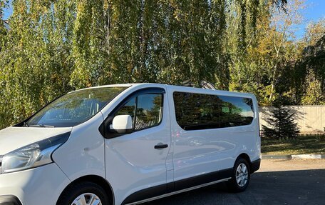 Renault Trafic, 2018 год, 2 230 000 рублей, 3 фотография