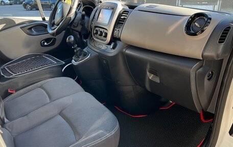 Renault Trafic, 2018 год, 2 230 000 рублей, 12 фотография