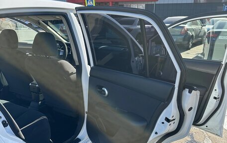 Nissan Tiida, 2013 год, 935 000 рублей, 14 фотография