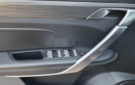Geely Atlas, 2024 год, 2 083 000 рублей, 12 фотография