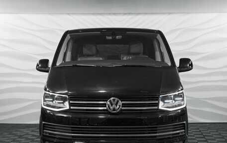 Volkswagen Multivan T6 рестайлинг, 2015 год, 3 290 000 рублей, 2 фотография