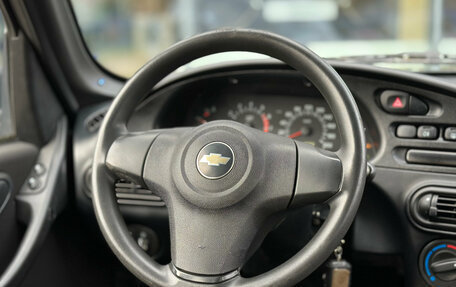 Chevrolet Niva I рестайлинг, 2013 год, 569 000 рублей, 17 фотография