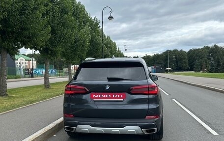 BMW X5, 2020 год, 5 900 000 рублей, 2 фотография