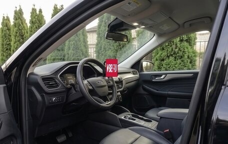 Ford Escape, 2022 год, 1 990 000 рублей, 5 фотография