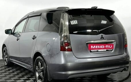 Mitsubishi Grandis, 2008 год, 695 000 рублей, 8 фотография
