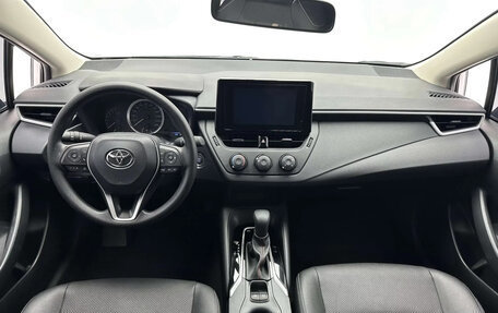 Toyota Corolla, 2022 год, 1 400 500 рублей, 5 фотография