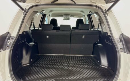 Toyota RAV4, 2017 год, 2 388 000 рублей, 11 фотография