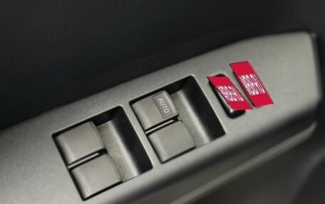 Toyota RAV4, 2017 год, 2 388 000 рублей, 18 фотография
