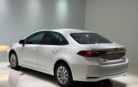 Toyota Corolla, 2022 год, 1 650 000 рублей, 5 фотография