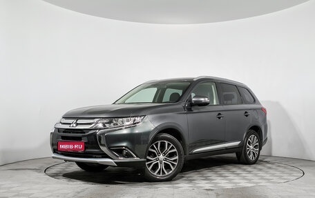 Mitsubishi Outlander III рестайлинг 3, 2016 год, 1 850 000 рублей, 1 фотография