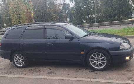 Toyota Avensis III рестайлинг, 2000 год, 215 000 рублей, 4 фотография
