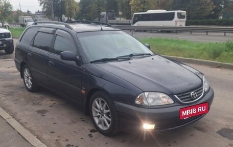 Toyota Avensis III рестайлинг, 2000 год, 215 000 рублей, 3 фотография