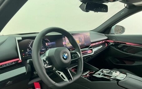 BMW 5 серия, 2026 год, 10 050 000 рублей, 6 фотография