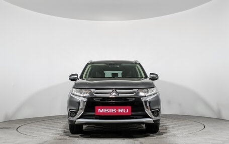 Mitsubishi Outlander III рестайлинг 3, 2016 год, 1 850 000 рублей, 2 фотография