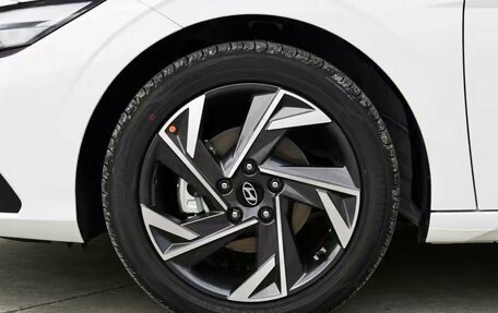 Hyundai Elantra, 2026 год, 1 900 000 рублей, 13 фотография